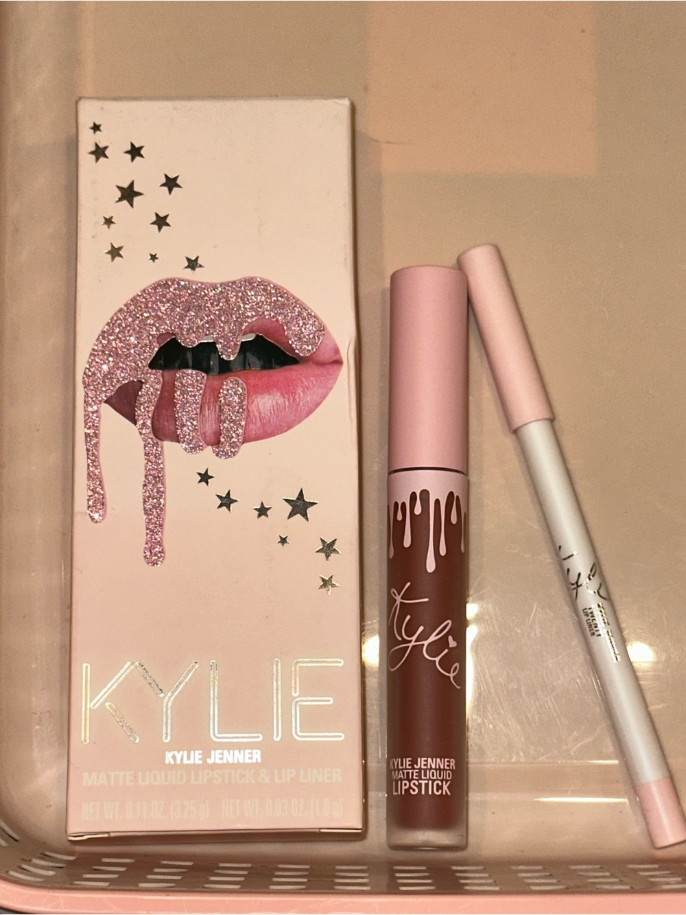 Kylie CosmeticsLIP KIT SHADE- TWENTY READ DESCRIPTION